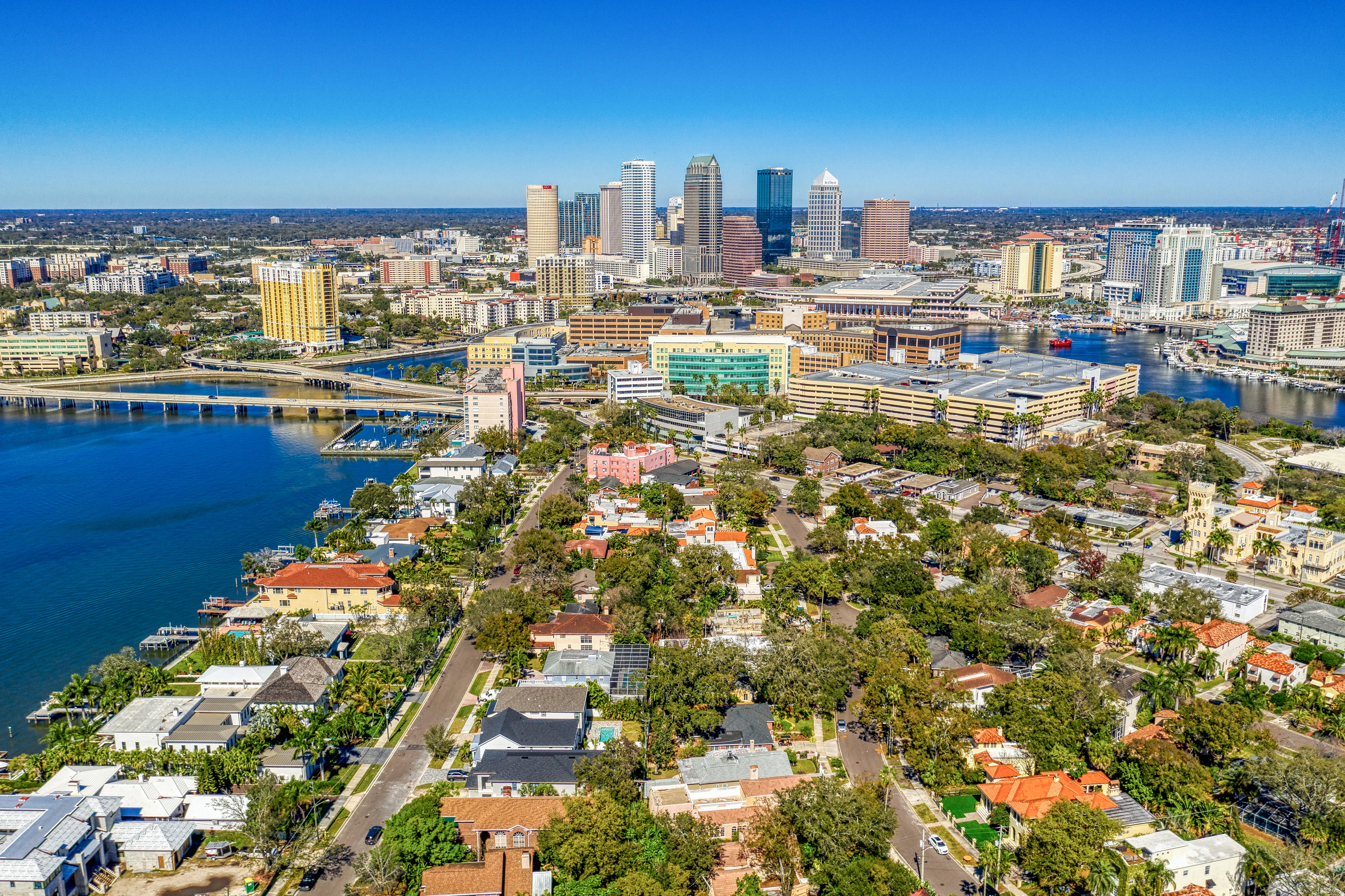 Picturesque views of Hyde Park Tampa, Downtown Tampa and Bayshore Boulevard